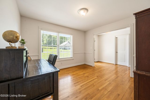 373 The Landings, Taylorsville, KY 40071