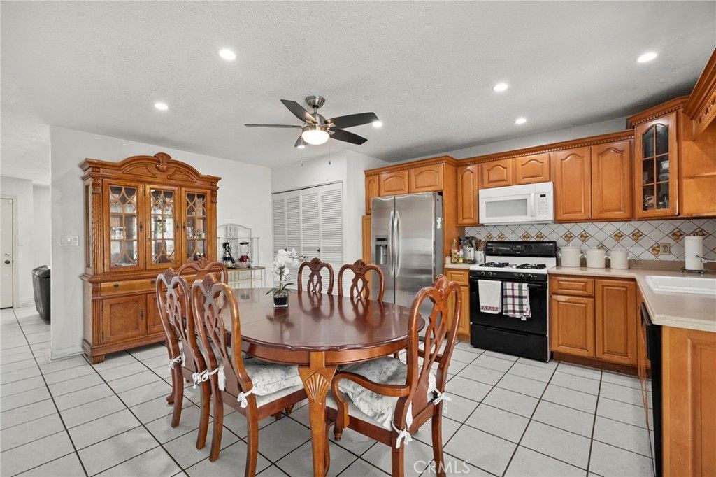 6621 Rostrata, Buena Park, CA 90621 — photo 2