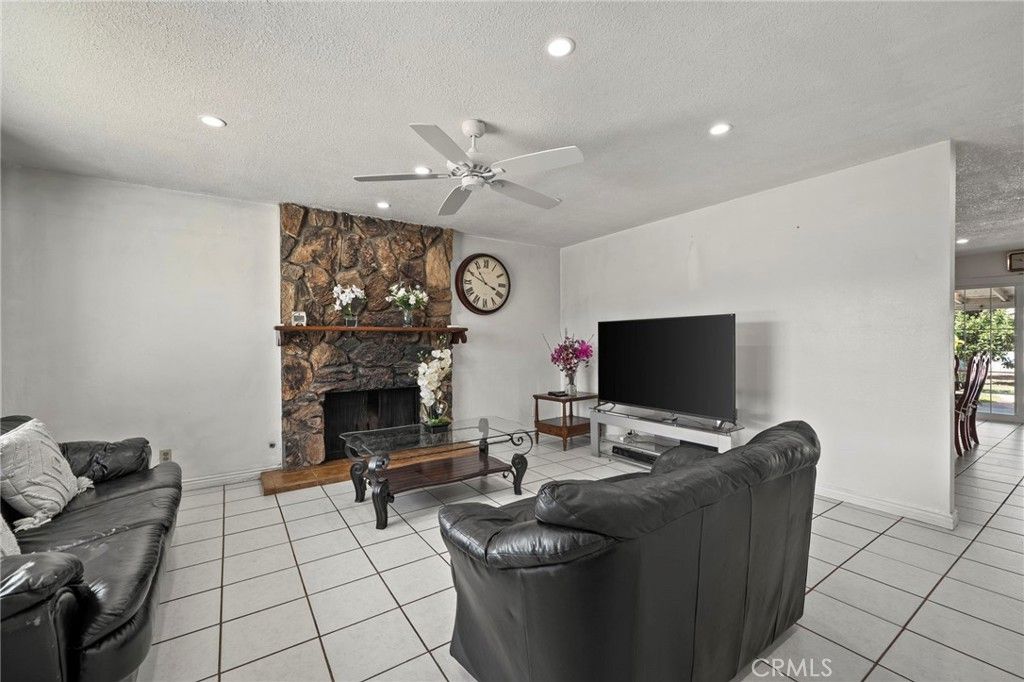 6621 Rostrata, Buena Park, CA 90621 — photo 3
