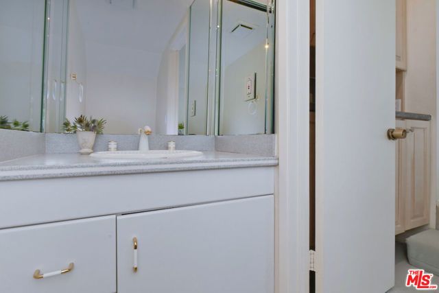 11738 Moorpark Street E, Studio City (los Angeles), CA 91604