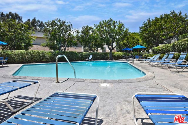 11738 Moorpark Street E, Studio City (los Angeles), CA 91604