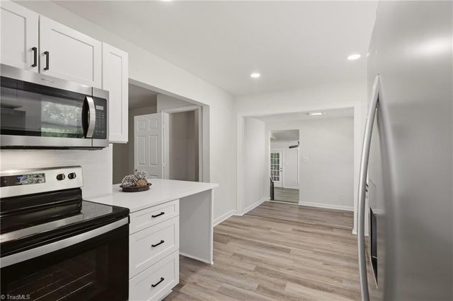 2627 Stratford Drive, Greensboro, NC 27408