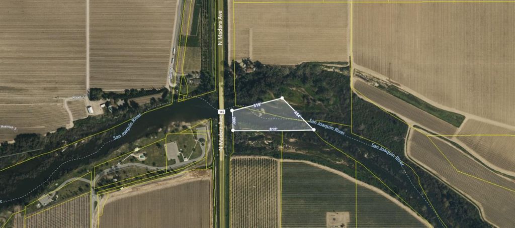 Image 1 of property listing at 0 San Joaquin River, Kerman, CA 93630
