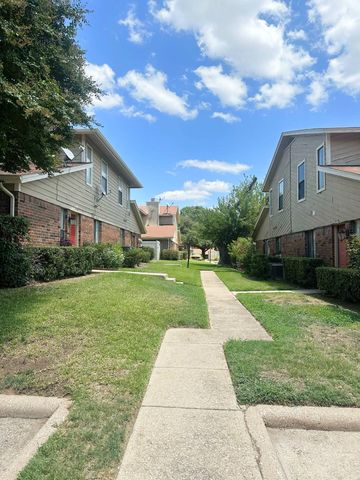 2240 TARPLEY Road 284, Carrollton, TX 75006
