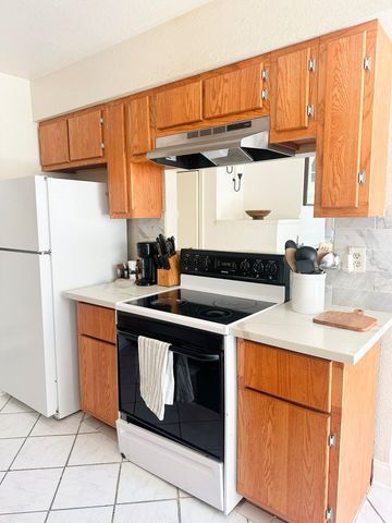2240 TARPLEY Road 284, Carrollton, TX 75006