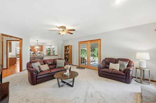 2215 Trappers Knoll Drive, Batavia Twp, OH 45103