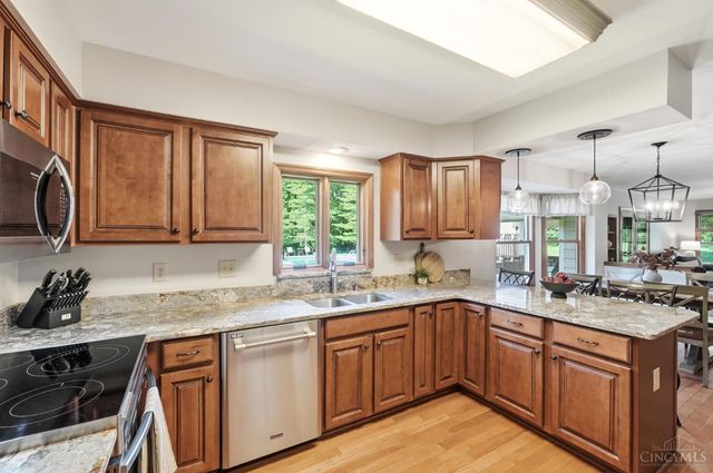 2215 Trappers Knoll Drive, Batavia Twp, OH 45103