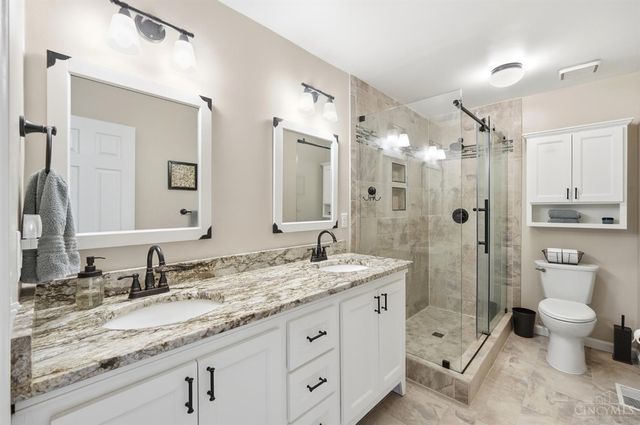 2215 Trappers Knoll Drive, Batavia Twp, OH 45103