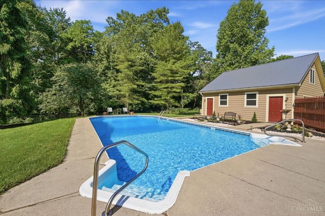 2215 Trappers Knoll Drive, Batavia Twp, OH 45103