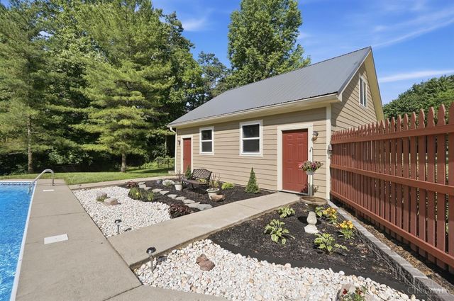 2215 Trappers Knoll Drive, Batavia Twp, OH 45103