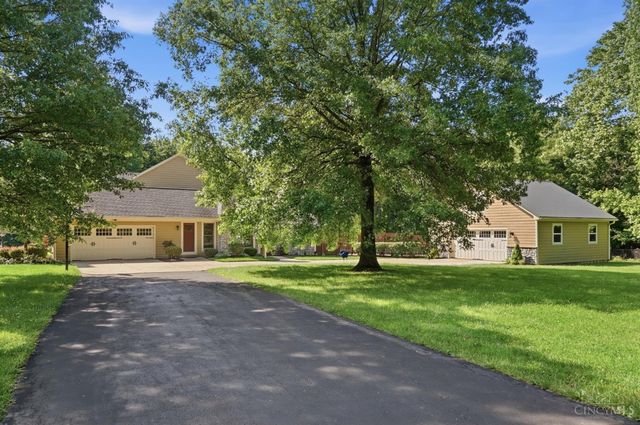 2215 Trappers Knoll Drive, Batavia Twp, OH 45103
