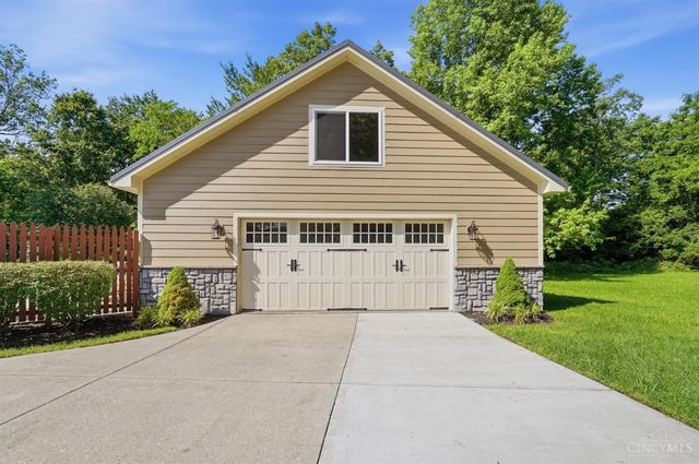 2215 Trappers Knoll Drive, Batavia Twp, OH 45103