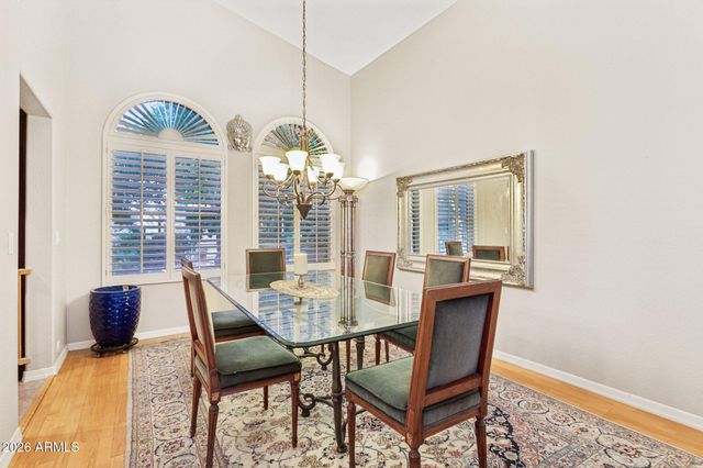 5851 W CHARTER OAK Road, Glendale, AZ 85304