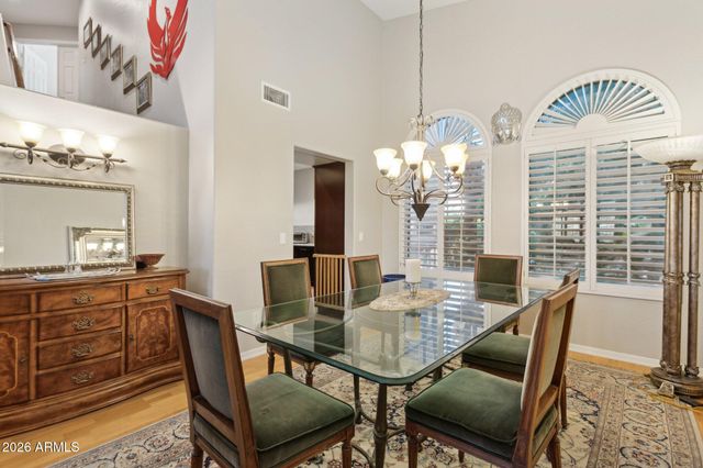 5851 W CHARTER OAK Road, Glendale, AZ 85304