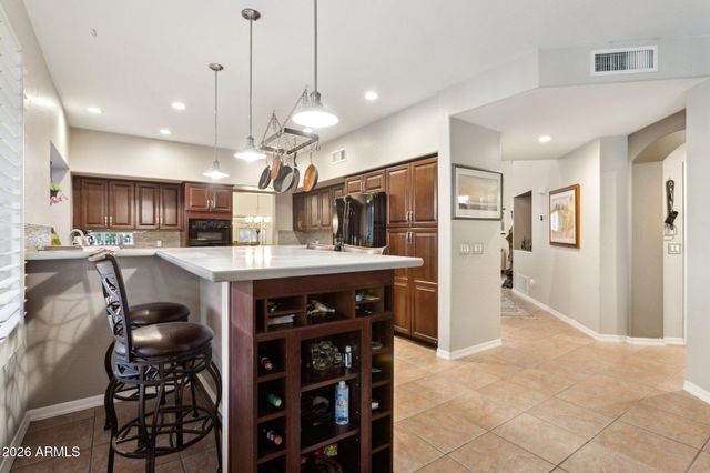 5851 W CHARTER OAK Road, Glendale, AZ 85304