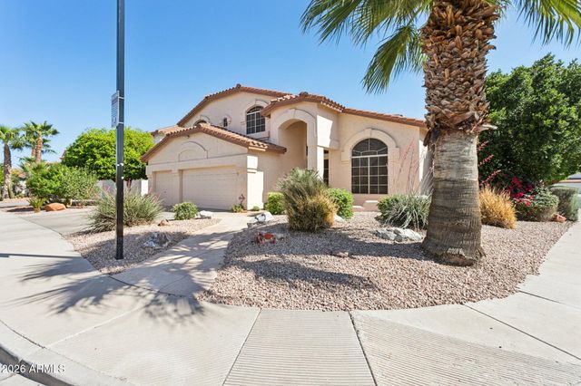 5851 W CHARTER OAK Road, Glendale, AZ 85304