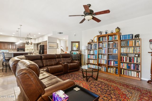 5851 W CHARTER OAK Road, Glendale, AZ 85304