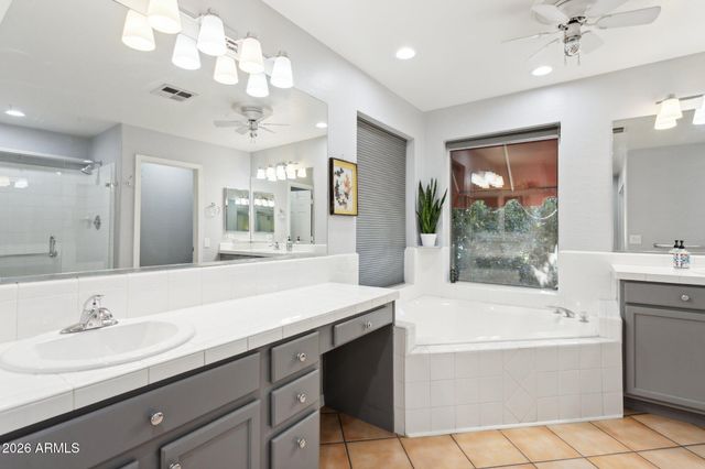 5851 W CHARTER OAK Road, Glendale, AZ 85304