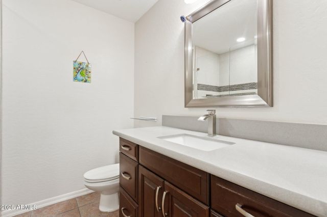 5851 W CHARTER OAK Road, Glendale, AZ 85304