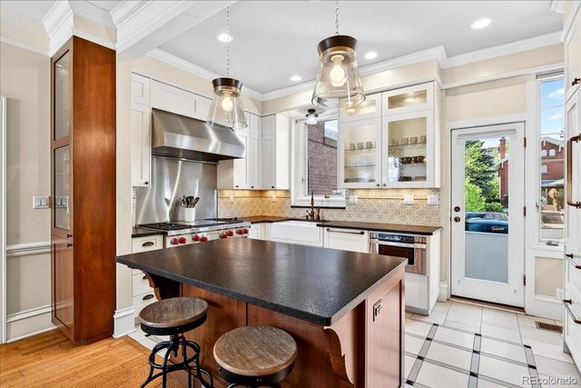 915 E 7th Avenue, Denver, CO 80218