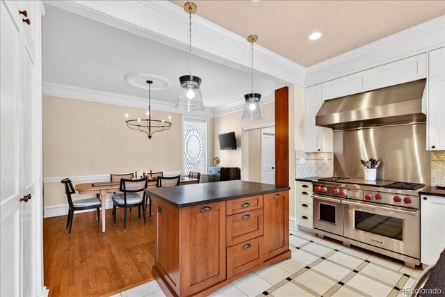 915 E 7th Avenue, Denver, CO 80218