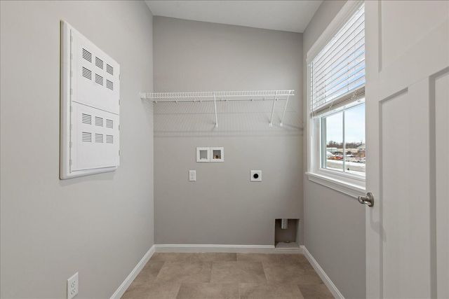 754 Crescent Landing Drive, 1-302, Walton, KY 41094