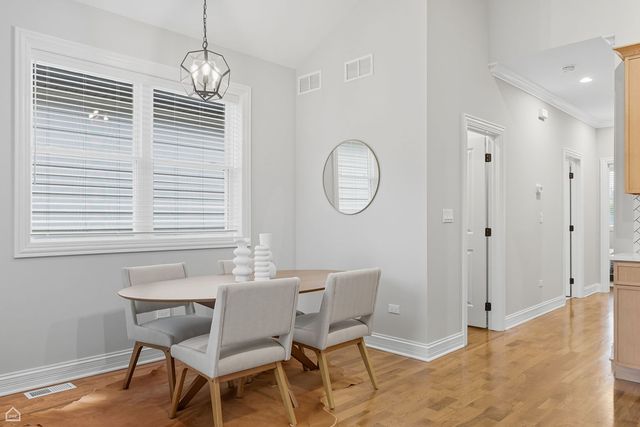 555 N Springfield Avenue, Chicago, IL 60624