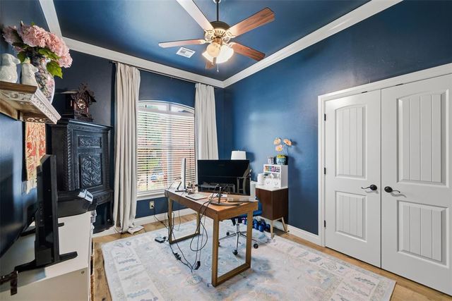 4709 Spectacular Bid Avenue, Edmond, OK 73025