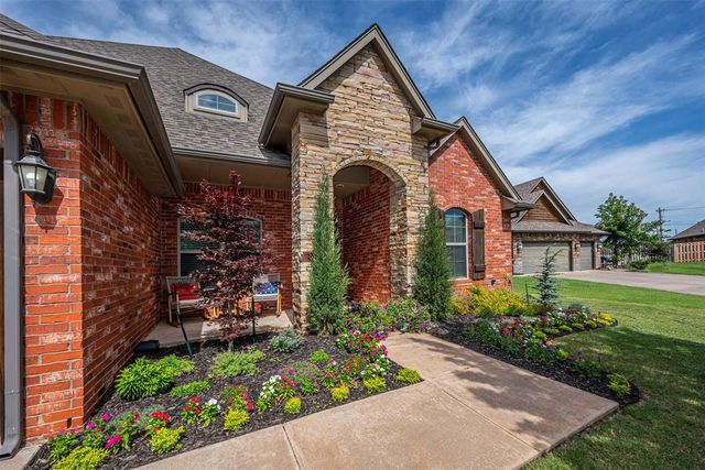 4709 Spectacular Bid Avenue, Edmond, OK 73025