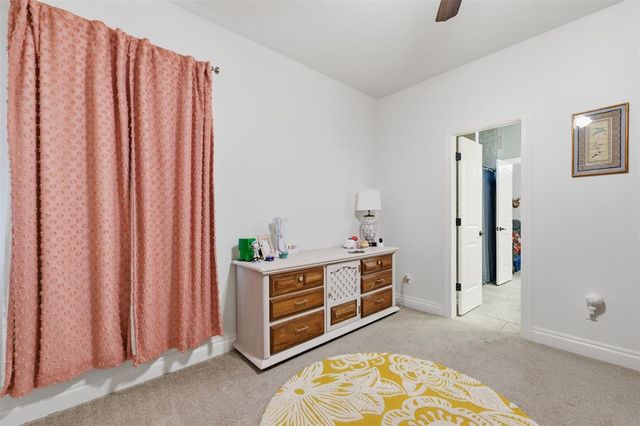 4709 Spectacular Bid Avenue, Edmond, OK 73025