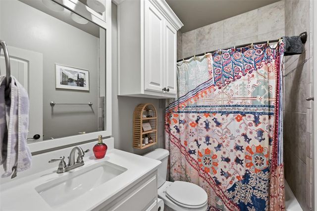 4709 Spectacular Bid Avenue, Edmond, OK 73025