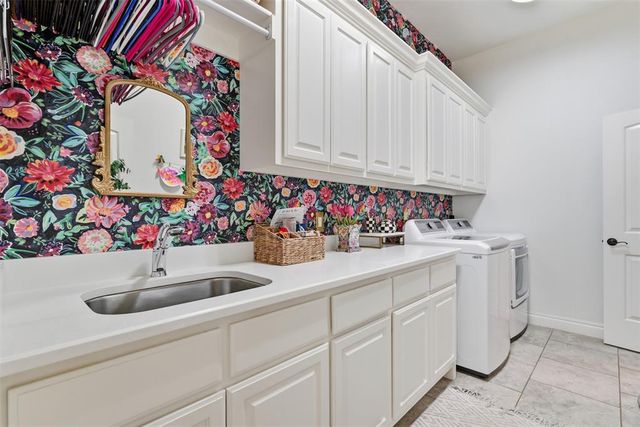 4709 Spectacular Bid Avenue, Edmond, OK 73025