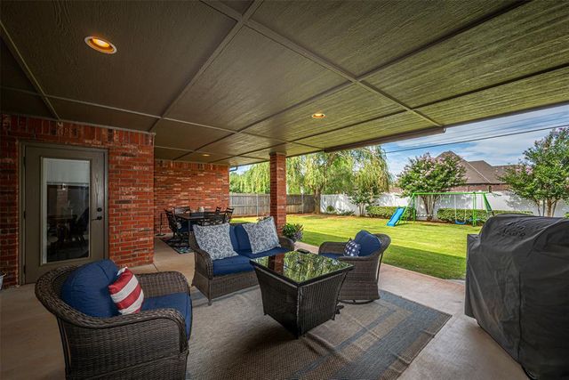 4709 Spectacular Bid Avenue, Edmond, OK 73025
