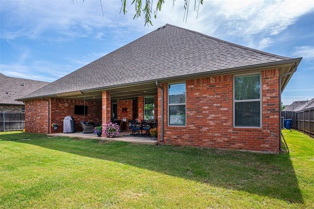 4709 Spectacular Bid Avenue, Edmond, OK 73025