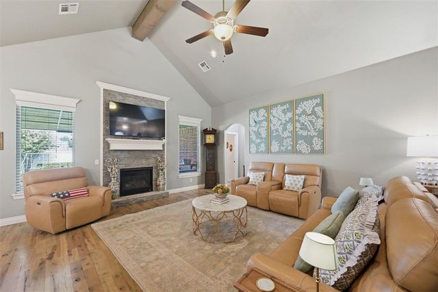 4709 Spectacular Bid Avenue, Edmond, OK 73025