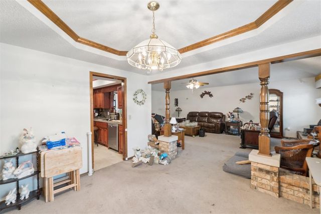 9718 Skylark Road, Oklahoma City, OK 73162