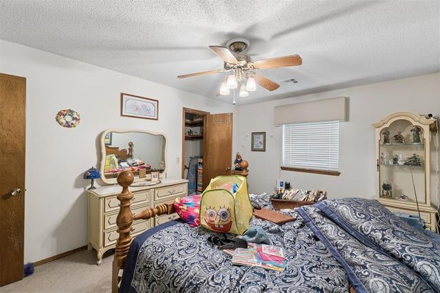 9718 Skylark Road, Oklahoma City, OK 73162