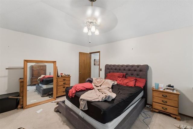 9718 Skylark Road, Oklahoma City, OK 73162