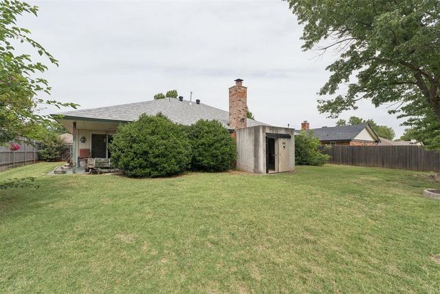 9718 Skylark Road, Oklahoma City, OK 73162
