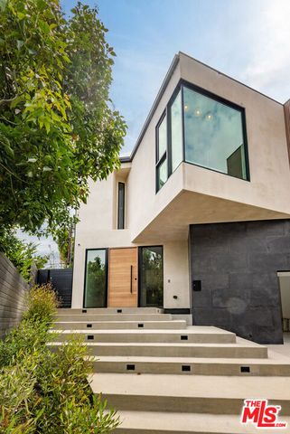 1030 Centinela Avenue, Santa Monica, CA 90403