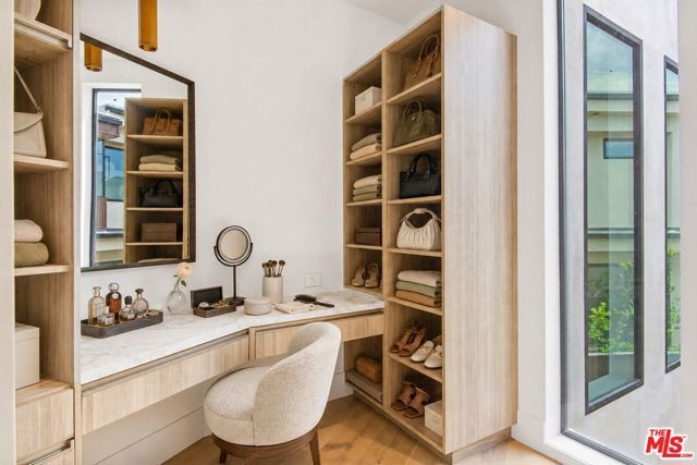 1030 Centinela Avenue, Santa Monica, CA 90403