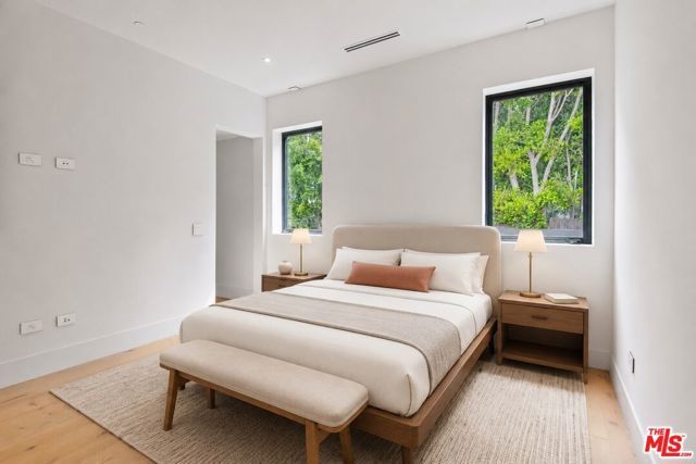 1030 Centinela Avenue, Santa Monica, CA 90403