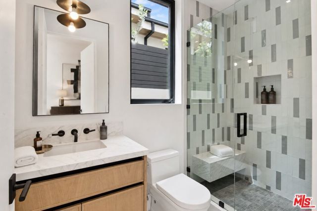 1030 Centinela Avenue, Santa Monica, CA 90403