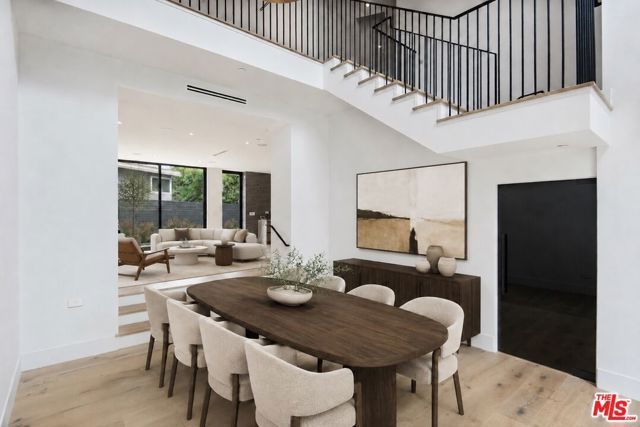 1030 Centinela Avenue, Santa Monica, CA 90403