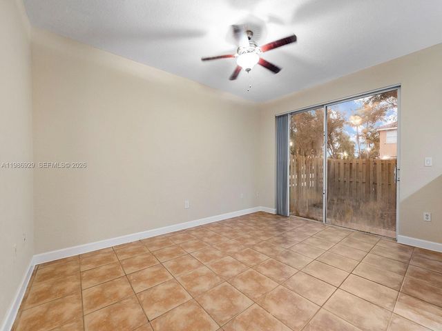 2463 SE 15th Ct, Homestead, FL 33035