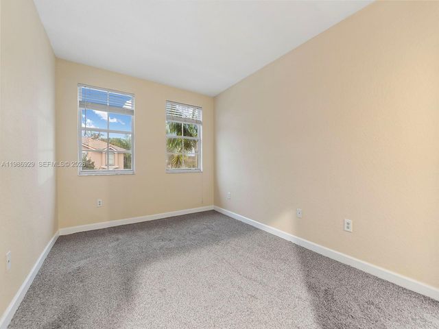 2463 SE 15th Ct, Homestead, FL 33035