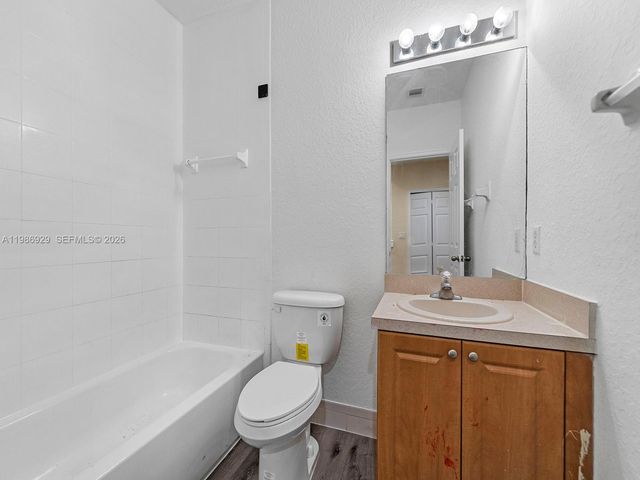 2463 SE 15th Ct, Homestead, FL 33035