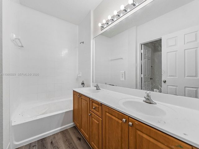 2463 SE 15th Ct, Homestead, FL 33035