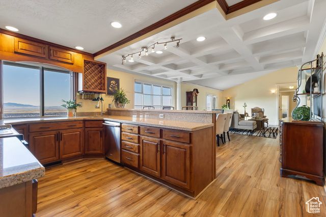 683 HILLSIDE OAK CIR, North Salt Lake, UT 84054