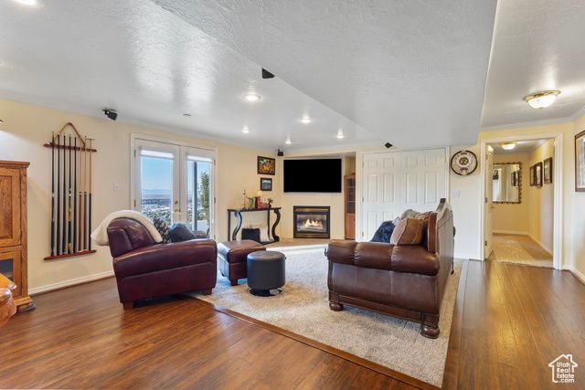 683 HILLSIDE OAK CIR, North Salt Lake, UT 84054